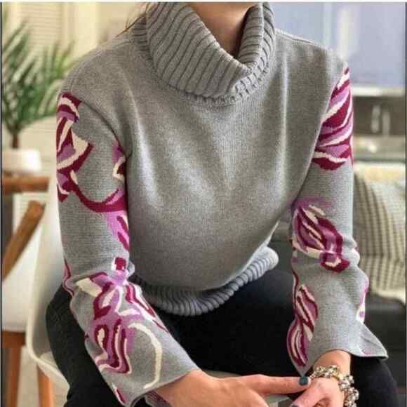 CAbi Sweaters - Cabi Eden gray purple floral wide flared sleeve turtleneck sweater Medium #3704